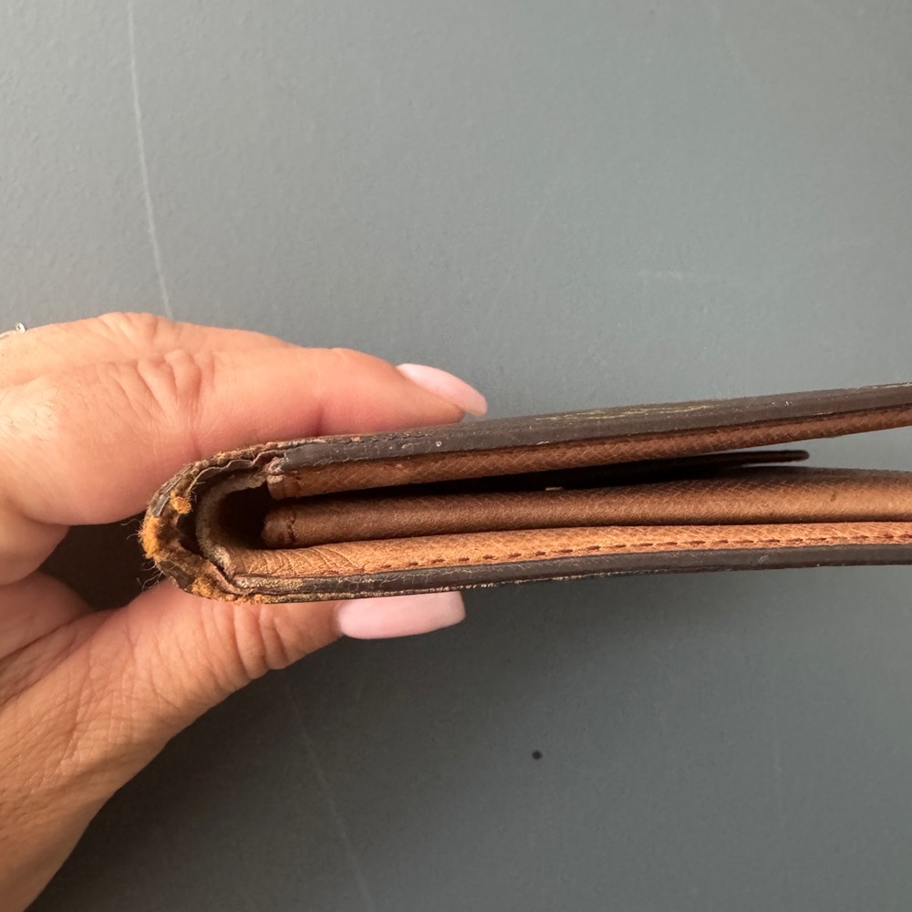 Louis Vuitton Monogram Brown wallet - Picture 4 of 11